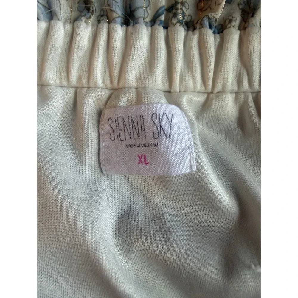 Sienna Sky Floral Cami Top Womens XL Summer Boho Smocked Strap Blouse Cream
